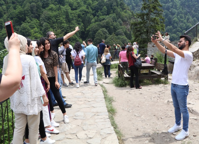Bayramda Rize'ye turist akını 7