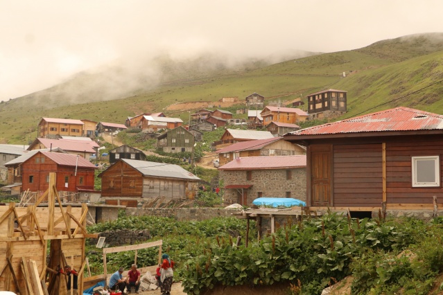 Güzelliği ile büyüleyen Gito Yaylası hayran bırakıyor 13