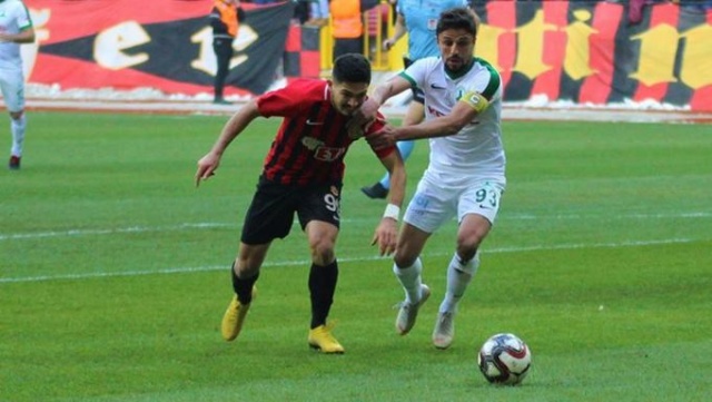 Ağaoğlu Trabzonspor'un görüştüğü 4 ismi doğruladı 7