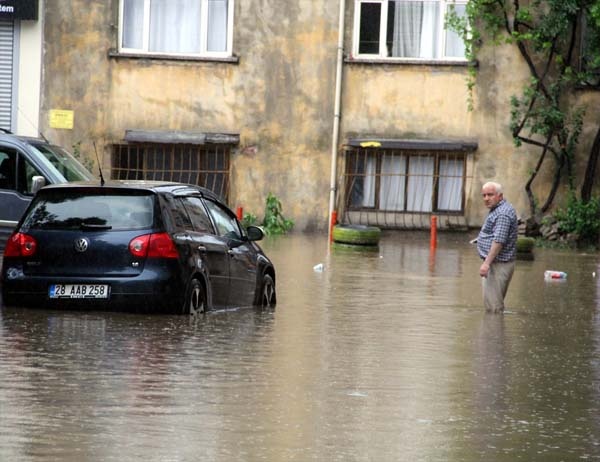 Giresun da sular altında 7