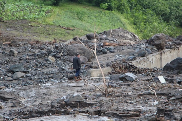 Araklı'daki facia sonrası evlerine ilk kez gittiler 14