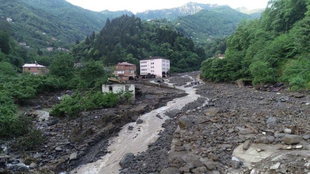 Araklı'daki felaket havadan böyle görüntülendi 5