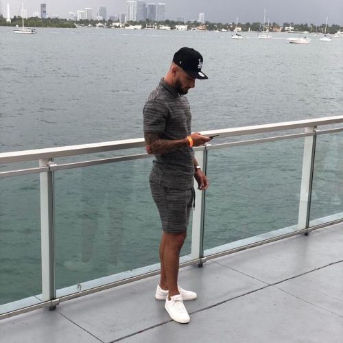 Trabzonsporlu futbolcular tatillerini bakın nerede geçiriyorlar? 14