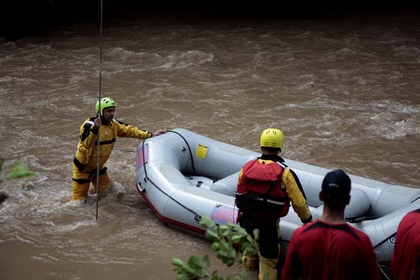 Araklı'da kayıp 3 kişi aranıyor 17
