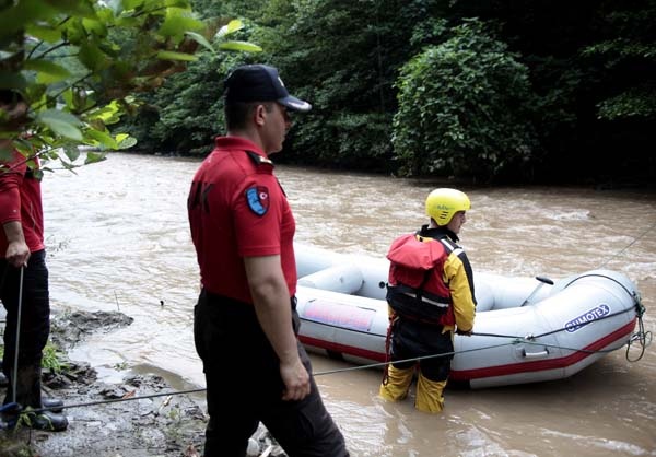 Araklı'da kayıp 3 kişi aranıyor 14