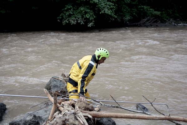 Araklı'da kayıp 3 kişi aranıyor 15