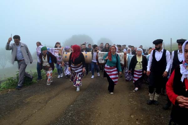 Trabzon'da yayla göçü başladı 3