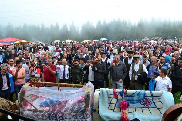 Trabzon'da yayla göçü başladı 7