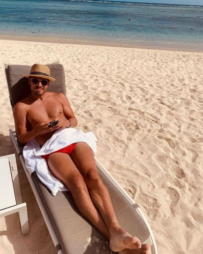 Novak ve sevgilisi tatilin keyfini sürüyor 15