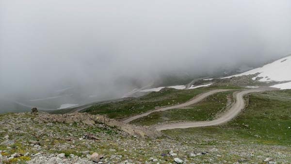Haziran ayında 3000 rakımda metrelerce kar 8
