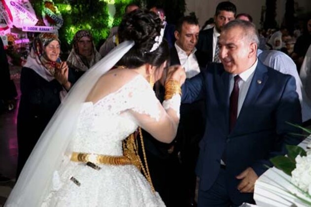 Geline takılan altın şok etti 4