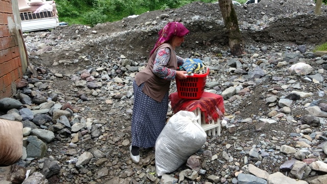 Araklı’da selin vurduğu mahalle boşaltılıyor! 12