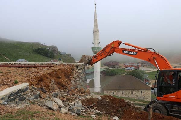 Gümüşhane yaylalarında yeni kaçak yapılara izin verilmiyor 22