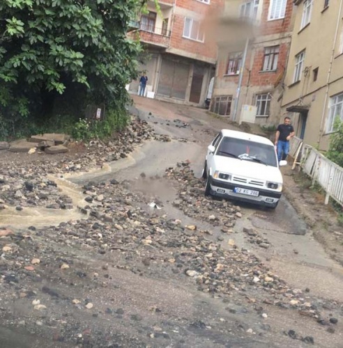 Ordu'da sağanak etkili oldu 5