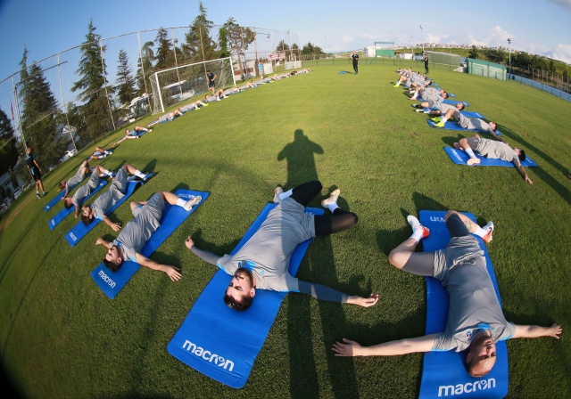 Ekmek ve poğaçaların içine sakladılar, cevapları şoke etti! 3