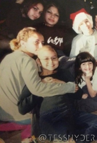 Çocukken kabusu yaşayan Tessa Snyder markaları peşine taktı 8