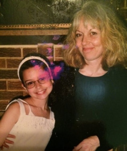 Çocukken kabusu yaşayan Tessa Snyder markaları peşine taktı 7