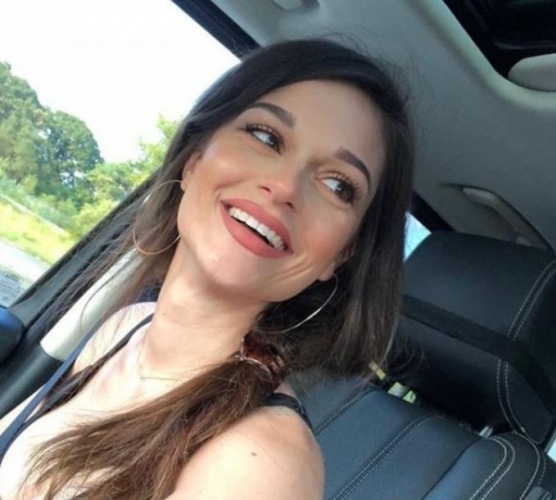 Çocukken kabusu yaşayan Tessa Snyder markaları peşine taktı 11