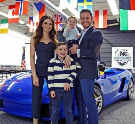 Çocukken kabusu yaşayan Tessa Snyder markaları peşine taktı 18