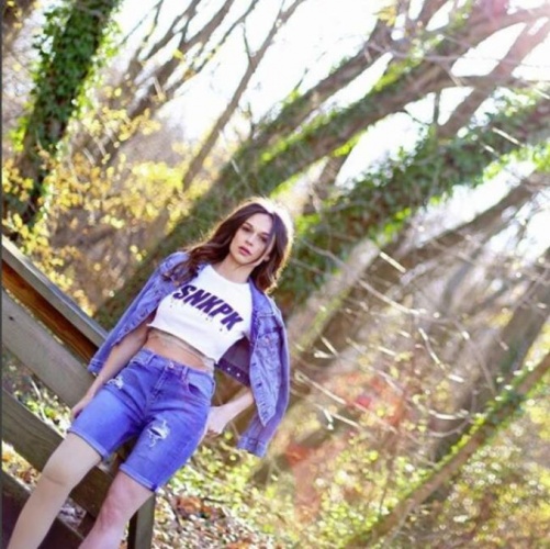 Çocukken kabusu yaşayan Tessa Snyder markaları peşine taktı 19