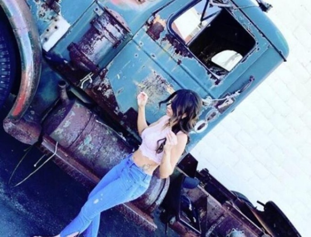 Çocukken kabusu yaşayan Tessa Snyder markaları peşine taktı 9