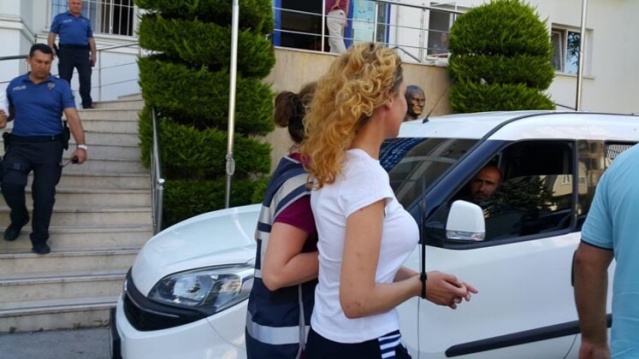 Kan donduran cinayette eski bacak güzeli gözaltında 2