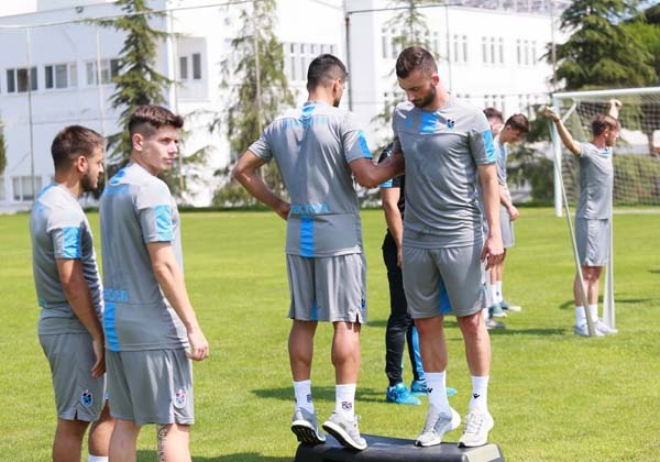 Trabzonspor'dan sabah antrenmanı 5