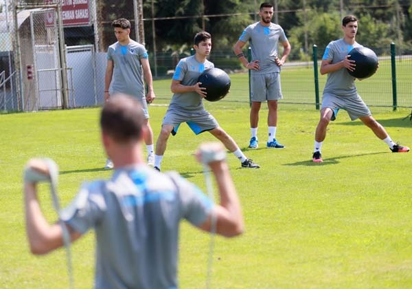 Trabzonspor'dan sabah antrenmanı 10