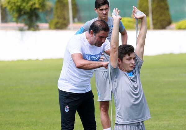 Trabzonspor'dan sabah antrenmanı 17