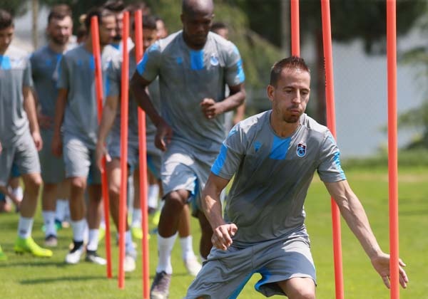 Trabzonspor'dan sabah antrenmanı 18