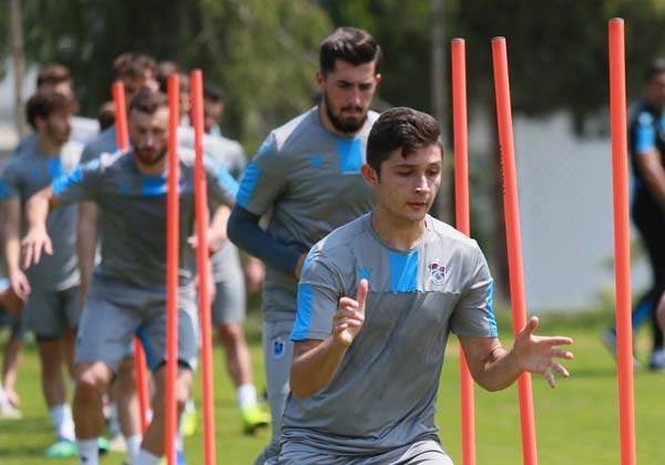 Trabzonspor'dan sabah antrenmanı 21