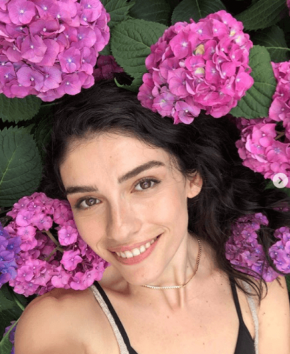 Hazar Ergüçlü hayranlarını şaşırttı 8