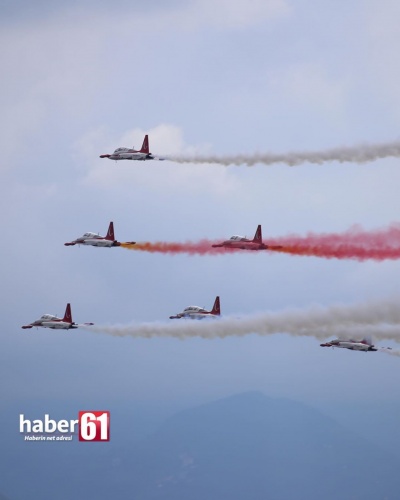Türk Yıldızları Trabzon'da gösteri yaptı 9