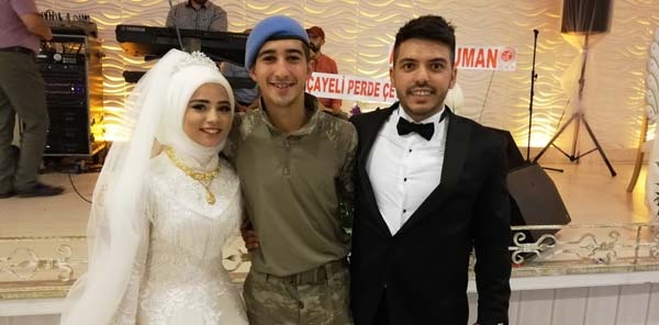 Düğüne böyle katıldı - Annesi baygınlık geçirdi 2