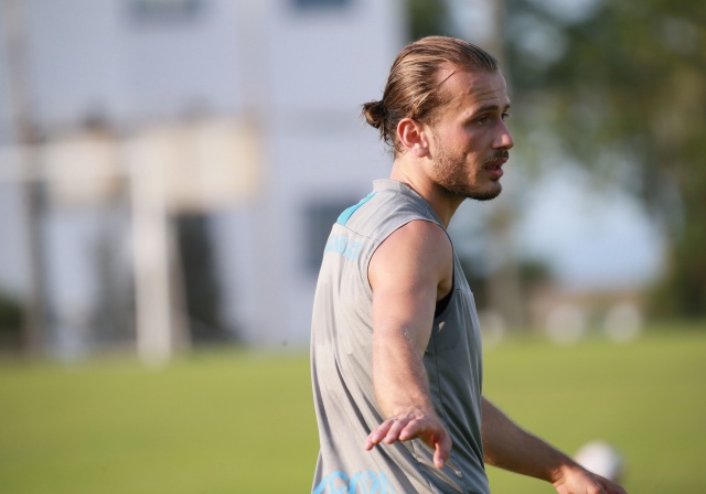 Trabzonspor'da yeni sezon hazırlıkları devam ediyor.Donis Avdijaj antrenmanda. 3