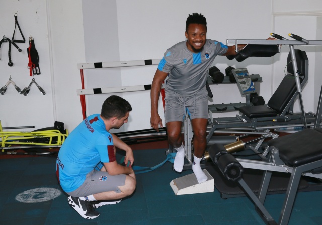 Trabzonspor'da yeni sezon hazırlıkları devam ediyor.Donis Avdijaj antrenmanda. 9