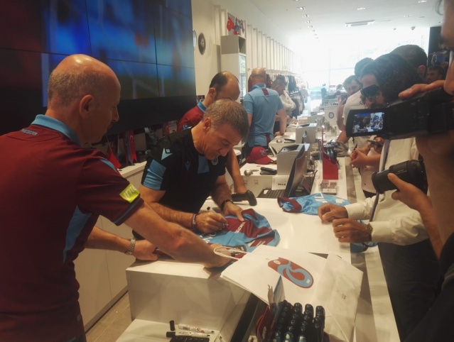 Başkan Ağaoğlu Akyazı TS Club'da! 9