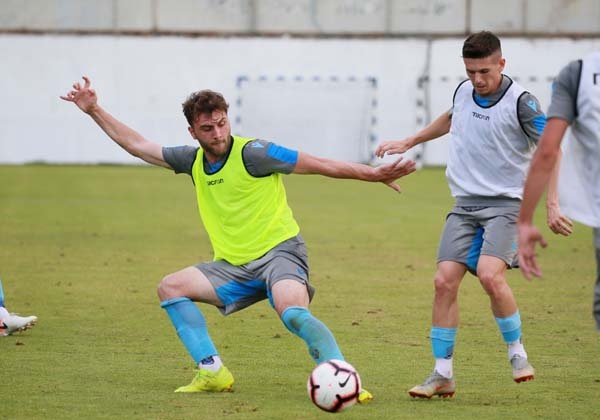 Trabzonspor'da Başkan Ağaoğlu ve yönetim antrenmanı izledi. 11 Temmuz 2019 24