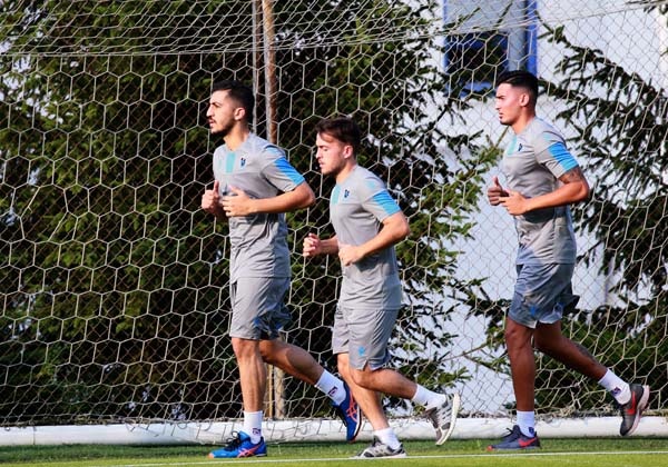 Trabzonspor'da Başkan Ağaoğlu ve yönetim antrenmanı izledi. 11 Temmuz 2019 13
