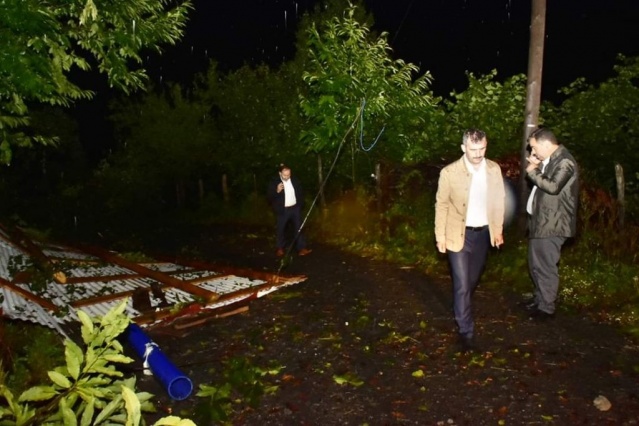 Ordu’da fırtına çatıları uçurdu! 6