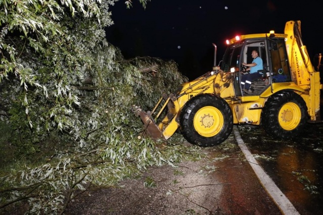 Ordu’da fırtına çatıları uçurdu! 5