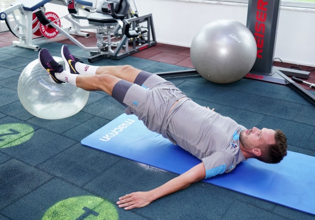 Trabzonspor'da o futbolcular özel çalıştı! 4