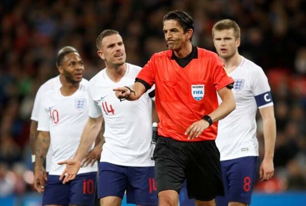 Yılın hakemi seçilen Deniz Aytekin testi geçemedi 2