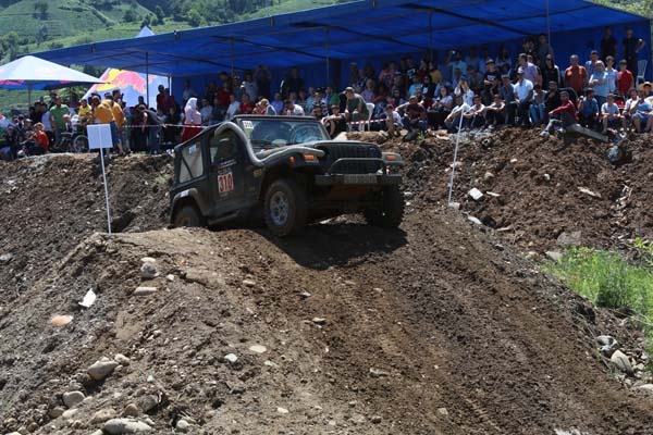 Rize’de Off-Road yarışları nefes kesti 10