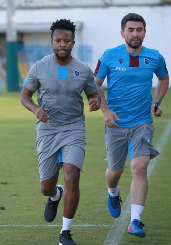 Trabzonspor Akşam antrenmanını tamamladı: iki grup halinde sürdü 10
