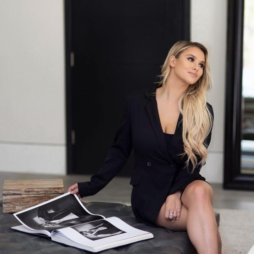 Şimdi de annesi sahaya girdi 5