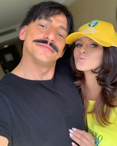 Şimdi de annesi sahaya girdi 3