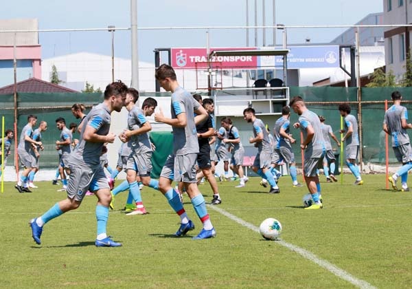 Trabzonspor  Ünal Karaman Yönetiminde kuvvet depoladı 15