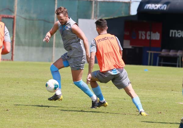 Trabzonspor  Ünal Karaman Yönetiminde kuvvet depoladı 18