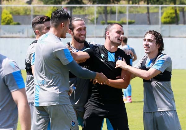 Trabzonspor  Ünal Karaman Yönetiminde kuvvet depoladı 24